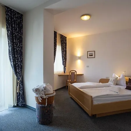Martinerhof Hotell San Lorenzo di Sebato